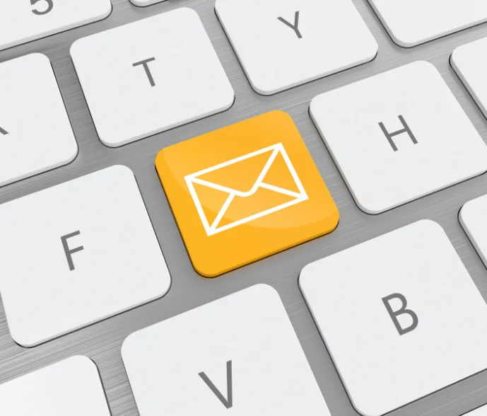 Hideg e-mail megkeresés