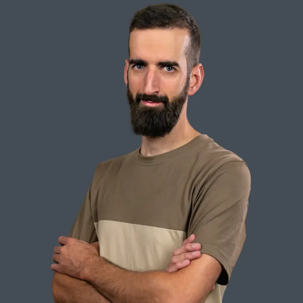Tóth Károly Content manager
